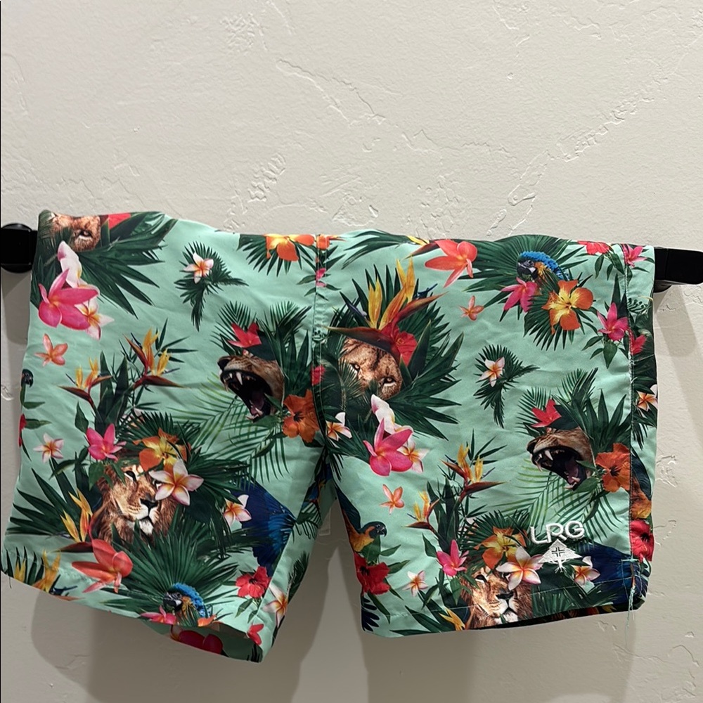 LRG Tropical Print Shorts and 2 LRG TERMO SHIRTS